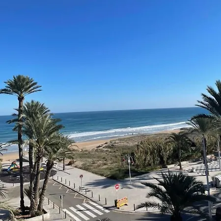 Apartment Apartamento Arenales Primera Linea De Playa *