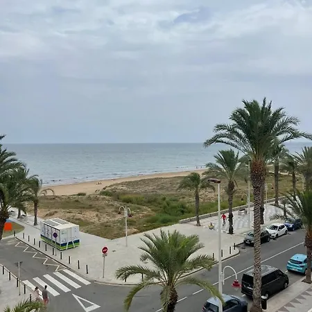 Apartamento Arenales Primera Linea De Playa Apartment Arenales del Sol