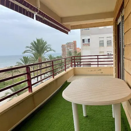 Apartamento Arenales Primera Linea De Playa Apartment